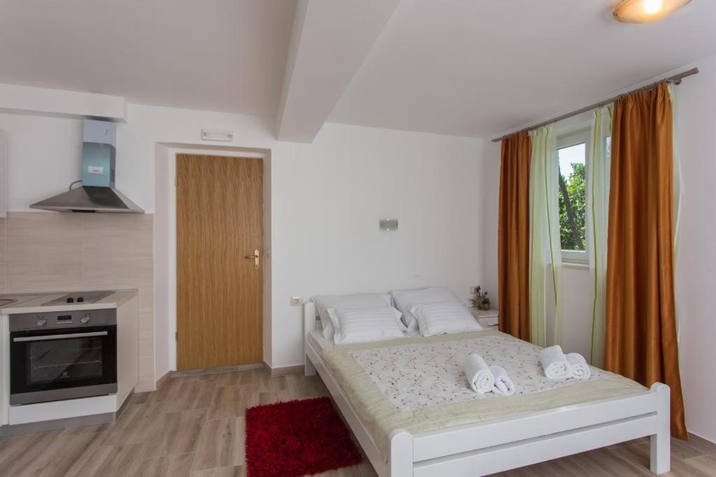 Apartments Anka Trsteno Kültér fotó